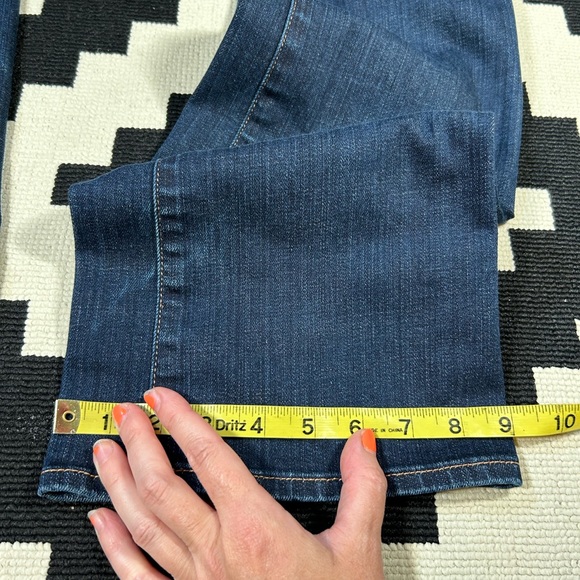 J BRAND, Curvy Fit Bootcut jeans!! - Picture 9 of 15